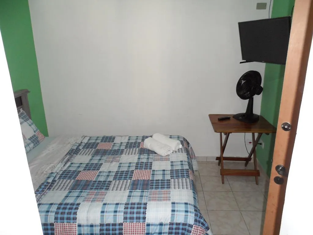 Hospedagem Henri Dunant São Paulo 2*,